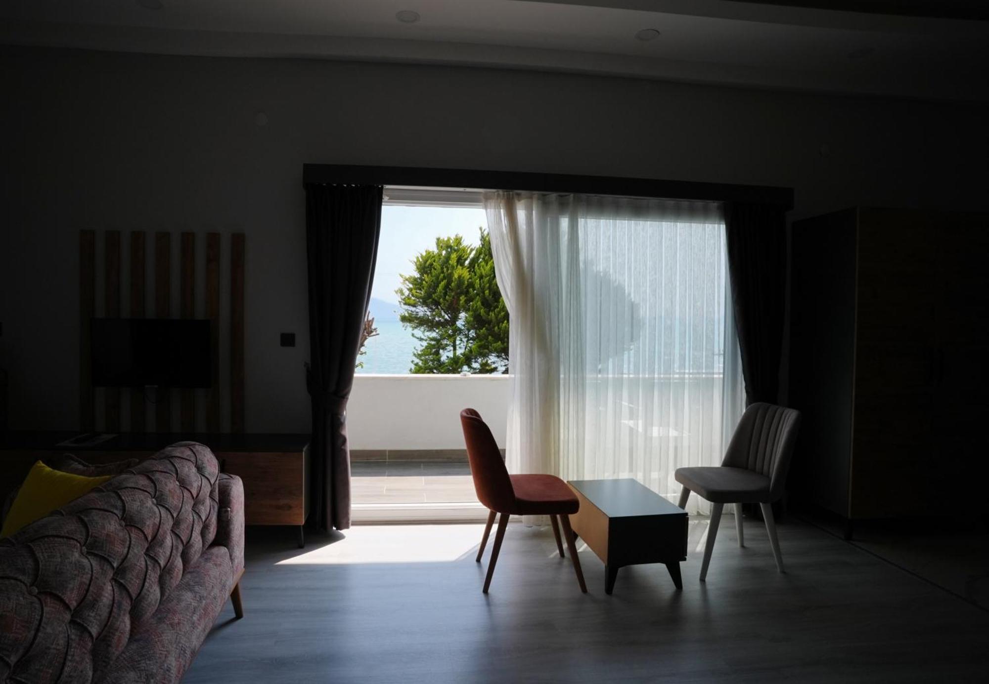 Villa Sevilla Kusadası Exterior foto